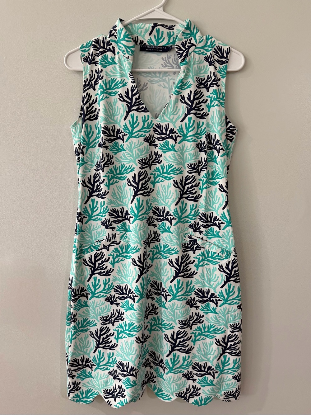 Katherine Way White Blue Green Sleeveless Reef Print Women's Small Shift Dress